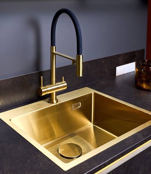 img-33-copyright-qetbsh3xxttu2t8t1g0x5zot7gkx7ak9acxlhxu4x2